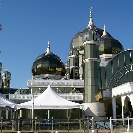 Rayyaz Inn Kuala Terengganu Ngoại thất bức ảnh