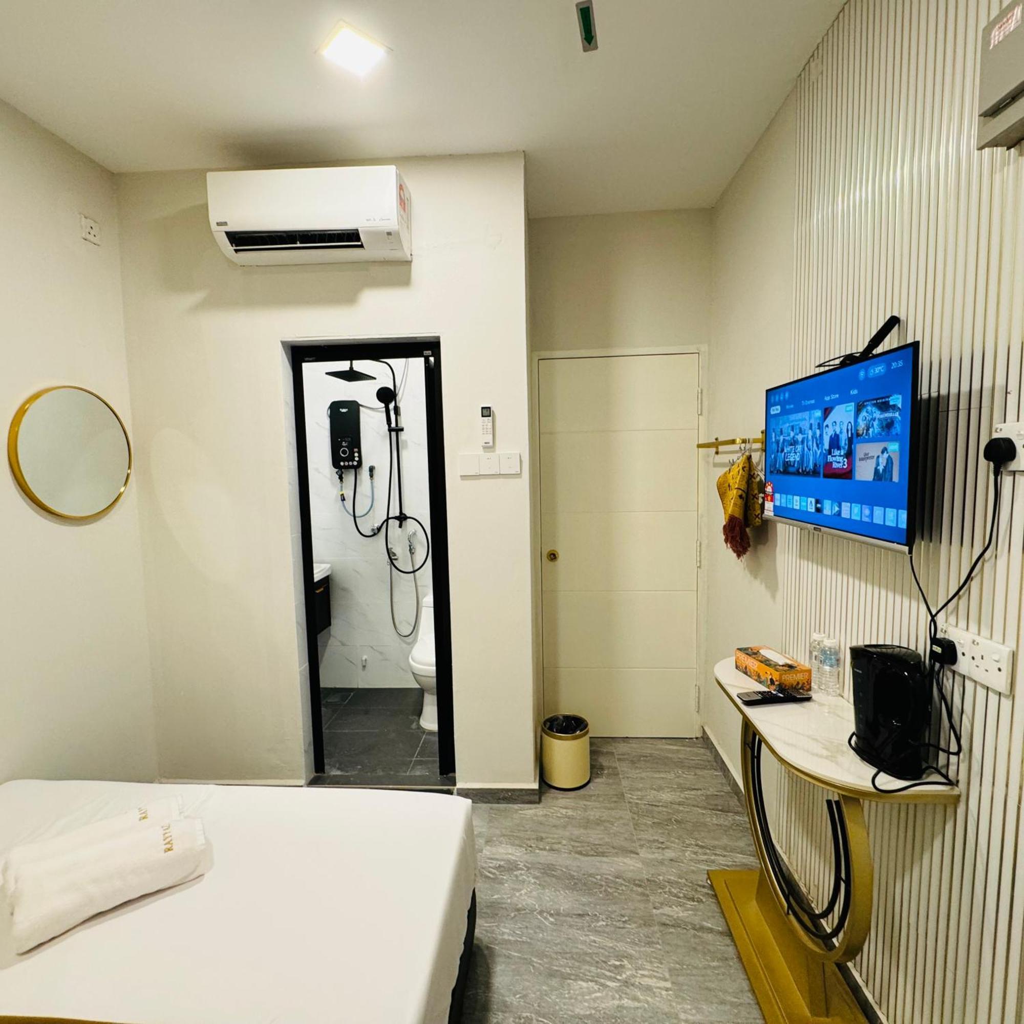Rayyaz Inn Kuala Terengganu Ngoại thất bức ảnh