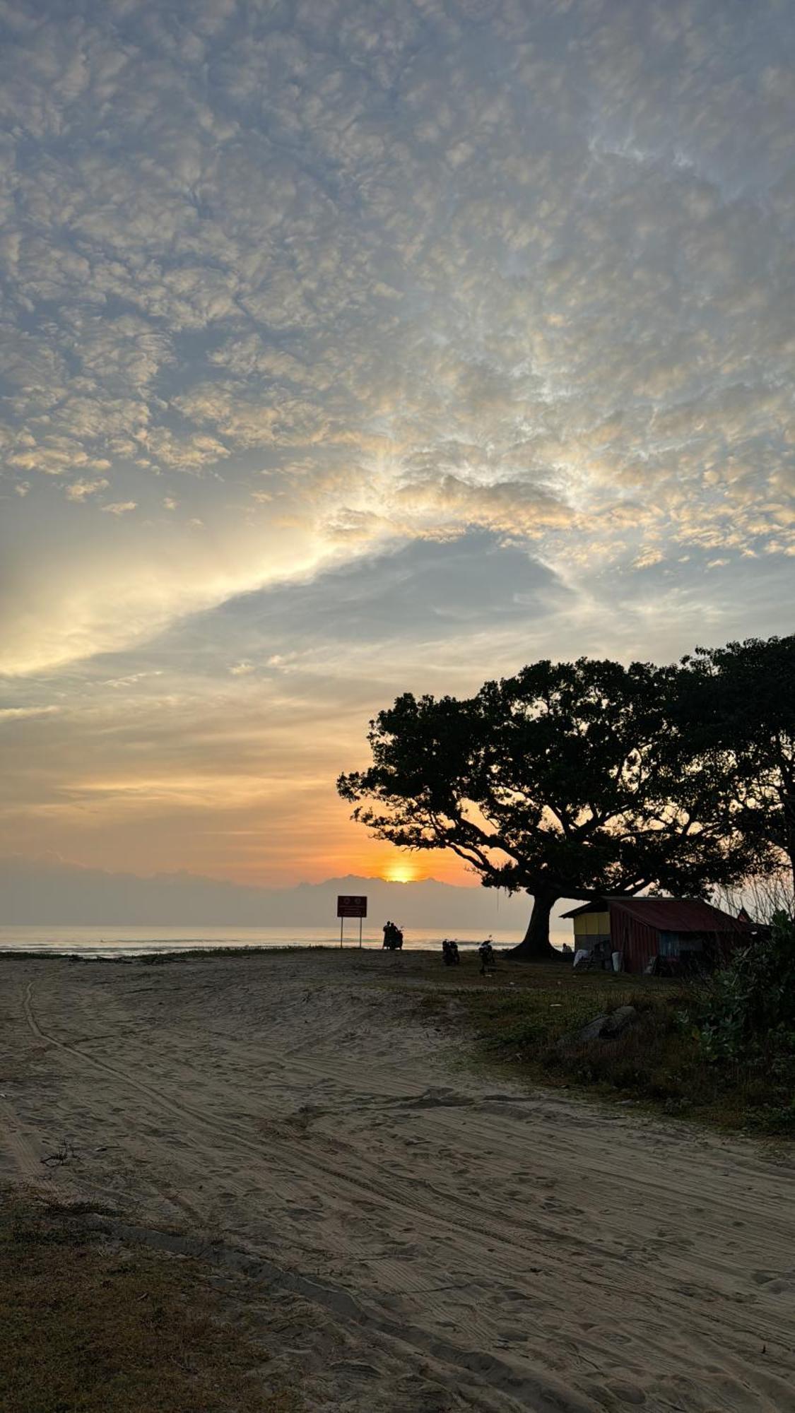 Rayyaz Inn Kuala Terengganu Ngoại thất bức ảnh