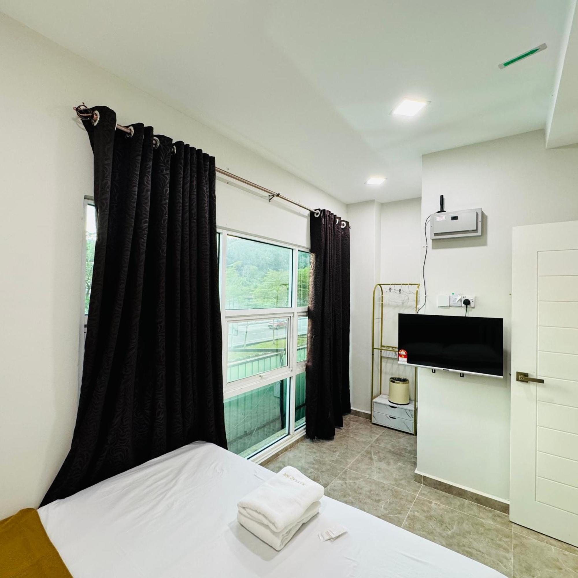 Rayyaz Inn Kuala Terengganu Ngoại thất bức ảnh